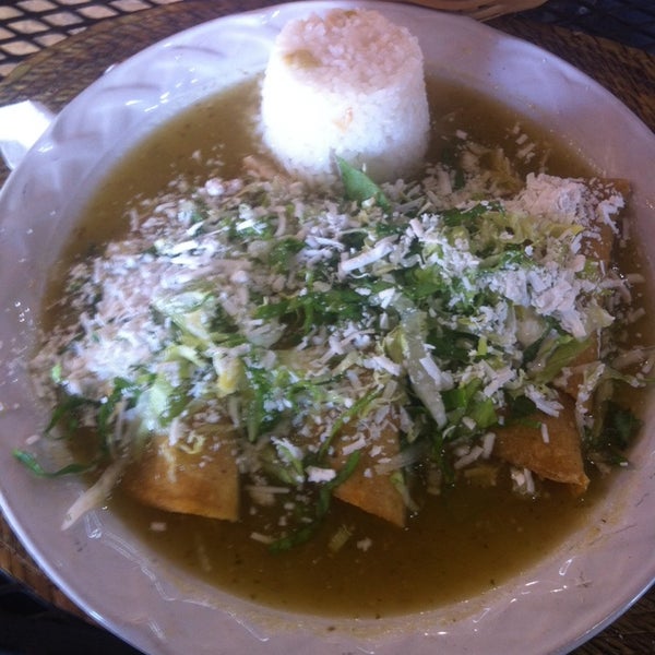 Das Foto wurde bei “El Atajo” restaurante von Jimmy C. am 11/12/2013 aufgenommen