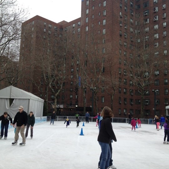 Photos at Stuyvesant Oval Stuyvesant Town Peter Cooper Village 18
