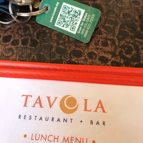 รูปภาพถ่ายที่ Tavola Restaurant &amp; Bar โดย Eric R. เมื่อ 8/13/2017