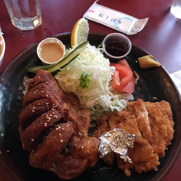 Photo taken at FuRaiBo Teba-Saki Chicken by R C. on 6/19/2018