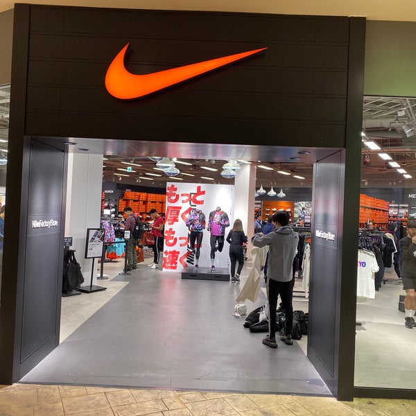 Fotos en Nike Factory Store (Ahora cerrado) - お台場 - 1 tip 623 visitantes