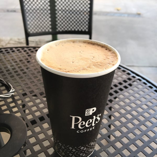 Photo taken at Peet&#39;s Coffee &amp; Tea by R C. on 1/1/2019