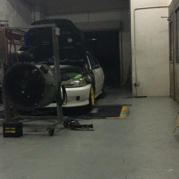 Photos at Avantech Dyno Tuning Centre (ADTUC) - 1 tip