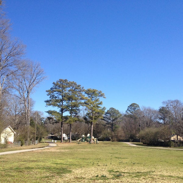 Hidden park hot. Асфальтное покрытие детских. Площадка без бордюра и с бордюром. Парк с фигурами в лос анджелес. Hidden park.