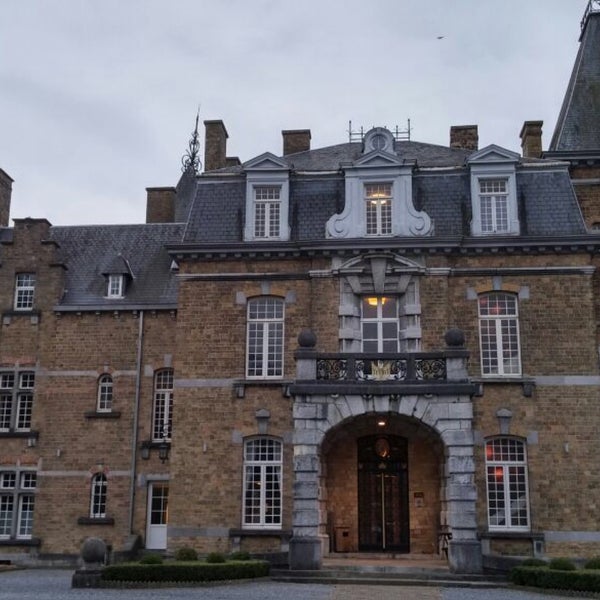 รูปภาพถ่ายที่ Château de la Poste โดย Italia เมื่อ 3/15/2015