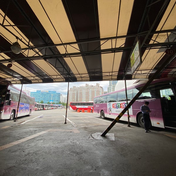 동서울종합터미널 (East Seoul Intercity Bus Terminal) - 구의3동 - 광진구 강변역로 50에서의 사진 동서울종합터미널 (East Seoul Intercity Bus Terminal) - 구의3동 - 광진구 강변역로 50에서의 사진