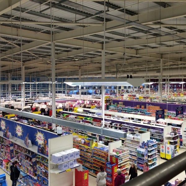 Tesco Extra Bangor, Gwynedd