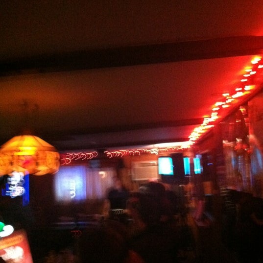 Foto diambil di HOB Tavern oleh Tyrone J. pada 11/25/2012