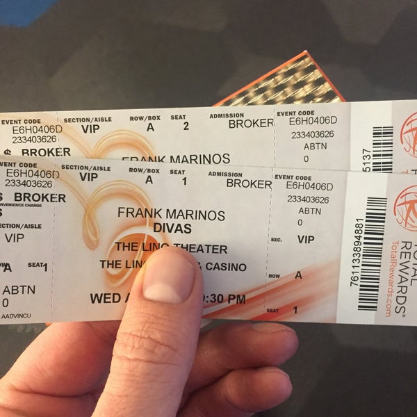 4/7/2016に❄️ June T.がFrank Marino&#39;s Divas Las Vegasで撮った写真