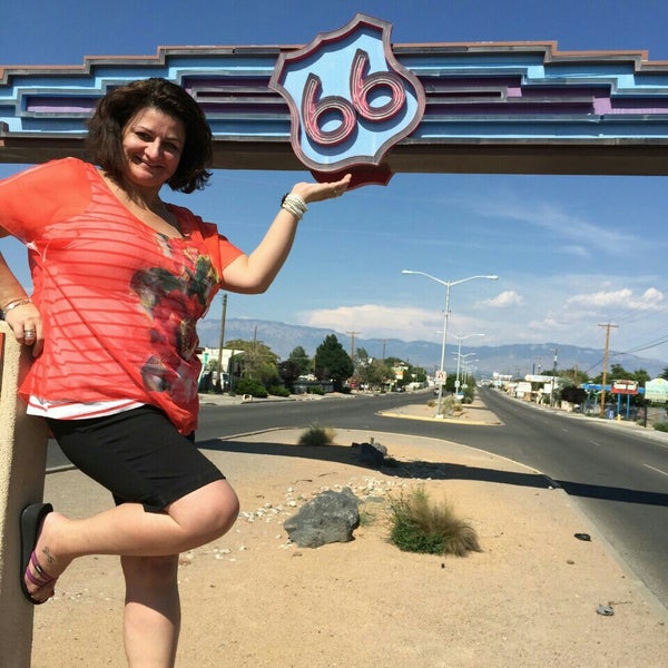 Das Foto wurde bei Route 66 von Shelby am 6/21/2015 aufgenommen