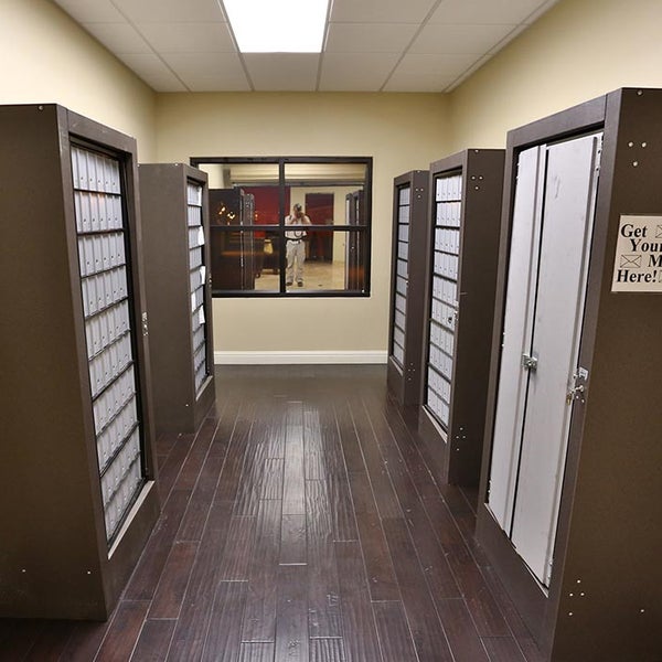 iStorage Self Storage Storage Facility