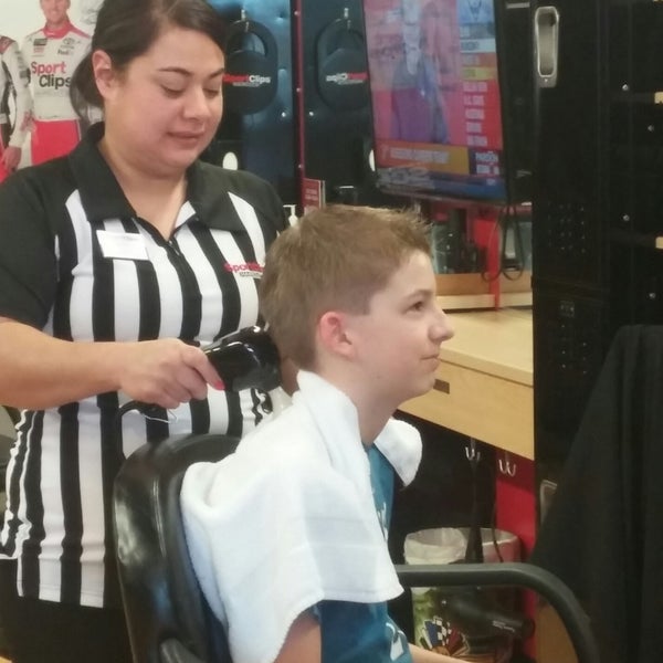 Sport Clips Haircuts Of Rochester Northwest Plaza Rochester Mn