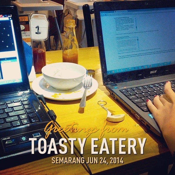 Photo taken at Toasty Eatery by Septian L. on 6/24/2014