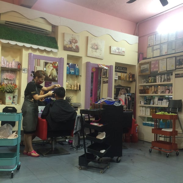 Star One Hair Saloon - 4 tips from 267 visitors