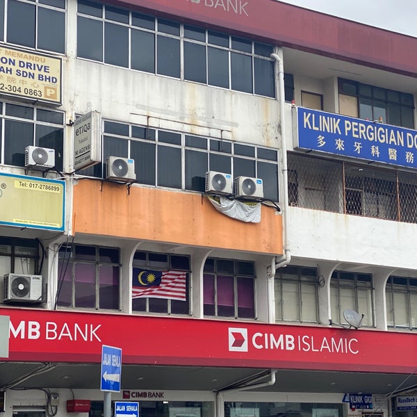 Near cimb me bank ‎CIMB Bank