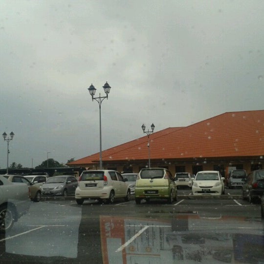 Photos At Computer Car Wash Car Wash In Alor Setar