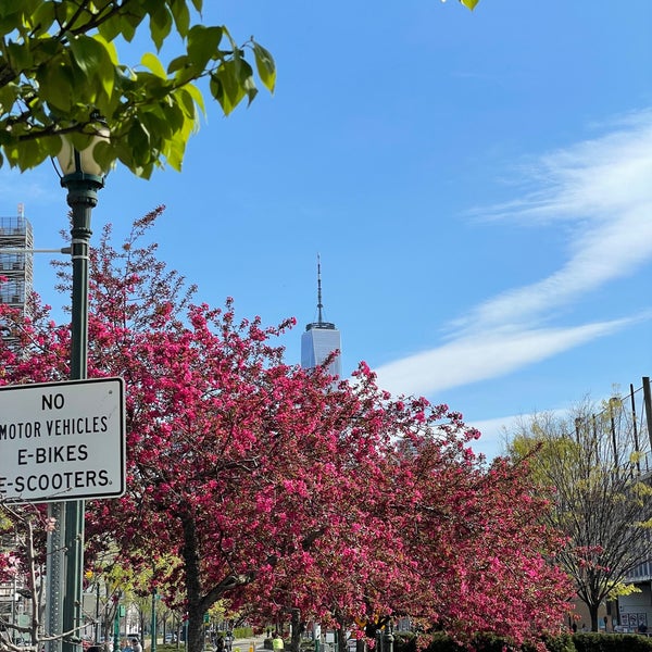 Photo taken at Hudson River Greenway Running Path by Rich C. on 4/23/2022