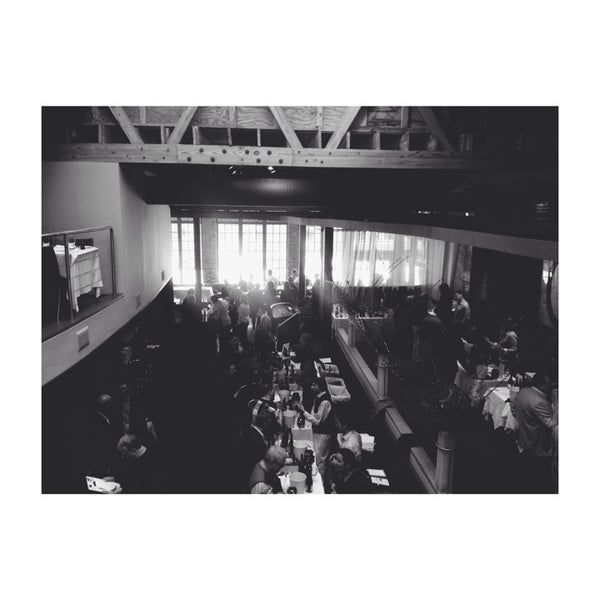 Foto scattata a mk The Restaurant da ᴡ O. il 4/1/2014
