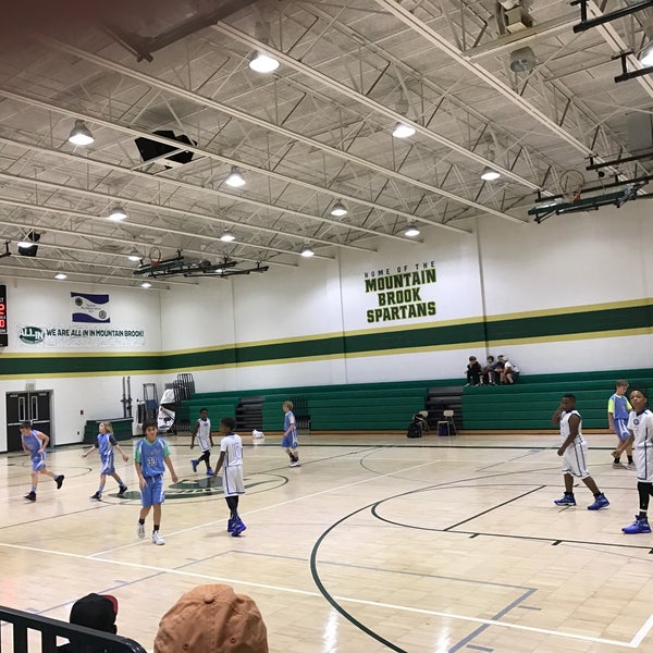 Mtn Brook Junior High School Education in Mountain Brk