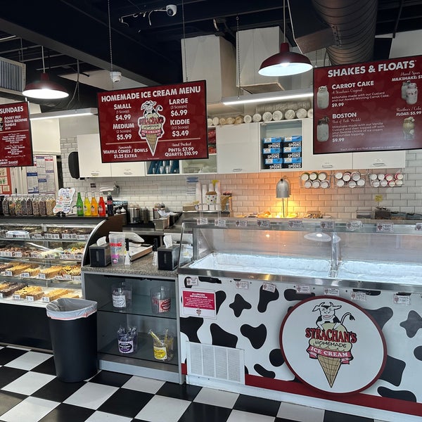 Strachan's Ice Cream Ice Cream Parlor in Dunedin