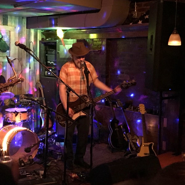 Photo taken at Atwood’s Tavern by Ryan E. on 6/17/2018