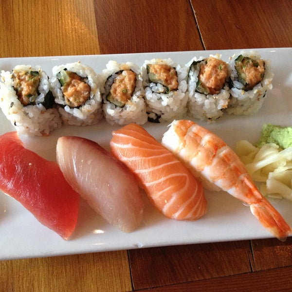 Photo taken at Kushi Izakaya &amp; Sushi by ⭐️Pam⭐️ on 5/19/2013