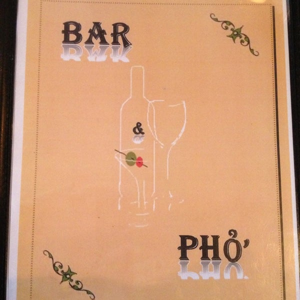 Foto diambil di Pho Bar &amp; Grill DC oleh Kim H. pada 3/22/2013