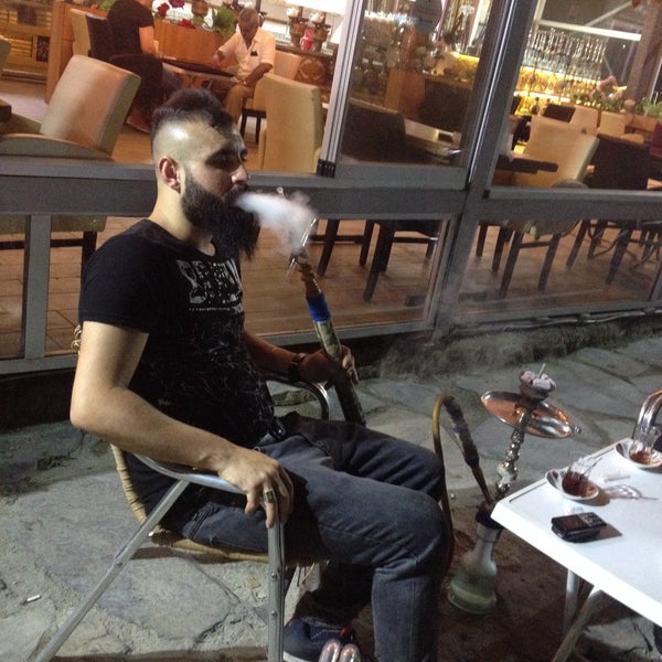 2/23/2018에 Özcan K.님이 ŞİŞA NARGİLE CAFE에서 찍은 사진