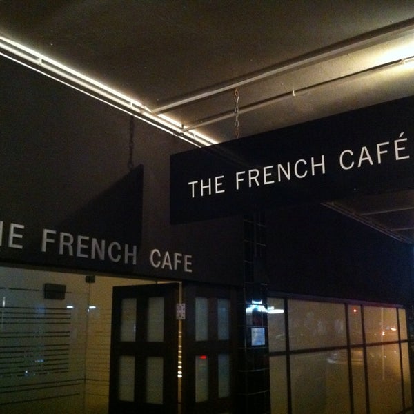 Photo prise au The French Cafe par Kai S. le7/16/2013