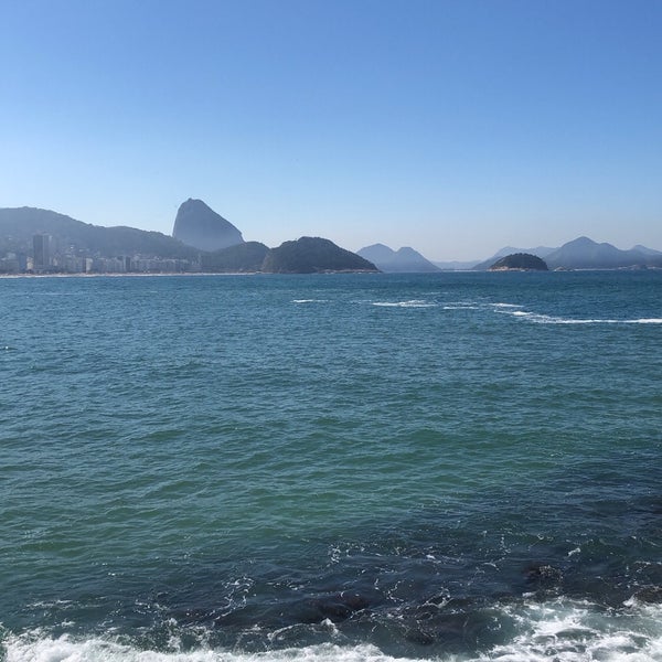 Foto diambil di Forte de Copacabana oleh Thaiata M. pada 7/24/2023