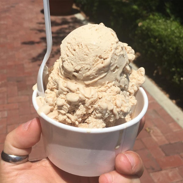 N7 Creamery (Now Closed) Ice Cream Parlor in Victoria