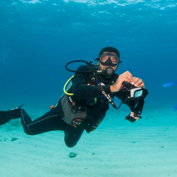 What are the disadvantages of scuba diving?