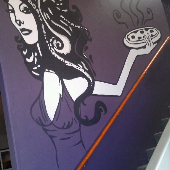 5/26/2013에 Matthew A.님이 Pandora&#39;s Pizza에서 찍은 사진