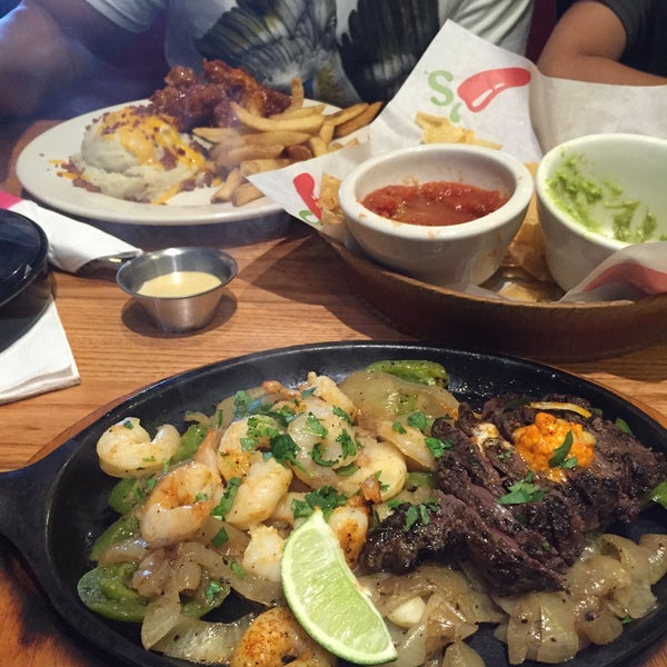 Снимок сделан в Chili&#39;s Grill &amp; Bar пользователем Cynthia Z. 3/27/2015