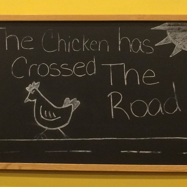 12/21/2014にGabriel أ.がChirping Chickenで撮った写真