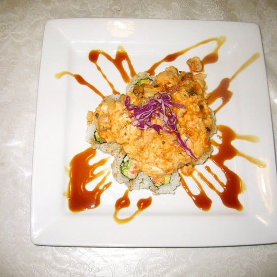 10/8/2012にLuis A.がHanabi Sushi Barで撮った写真