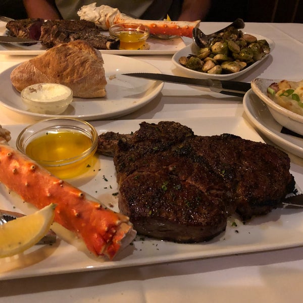Photo taken at Sullivan&#39;s Steakhouse by Mike P. on 7/12/2018