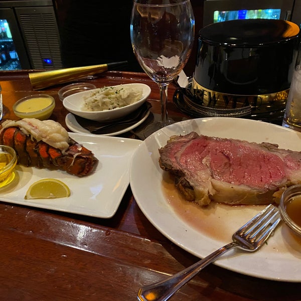 Photo taken at Sullivan&#39;s Steakhouse by Mike P. on 1/1/2021