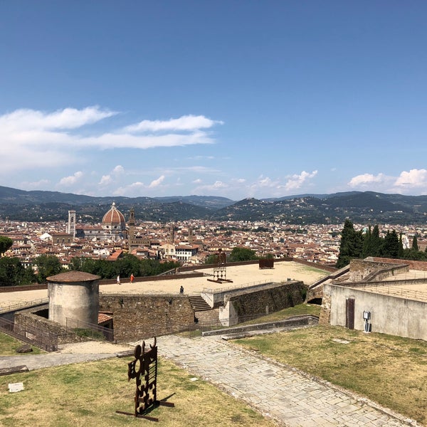 Foto tirada no(a) Forte di Belvedere por 🔰Konstantin em 7/15/2018