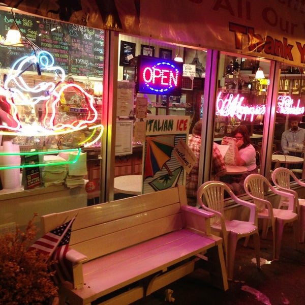 Margie's Candies North Center'de Tatlıcı