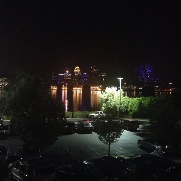 8/16/2014にChiara P.がSheraton Louisville Riverside Hotelで撮った写真