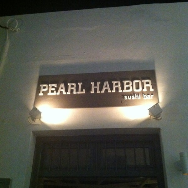 Photo taken at Pearl Harbor Sushi Bar by Marie 🍓 S. on 8/4/2013