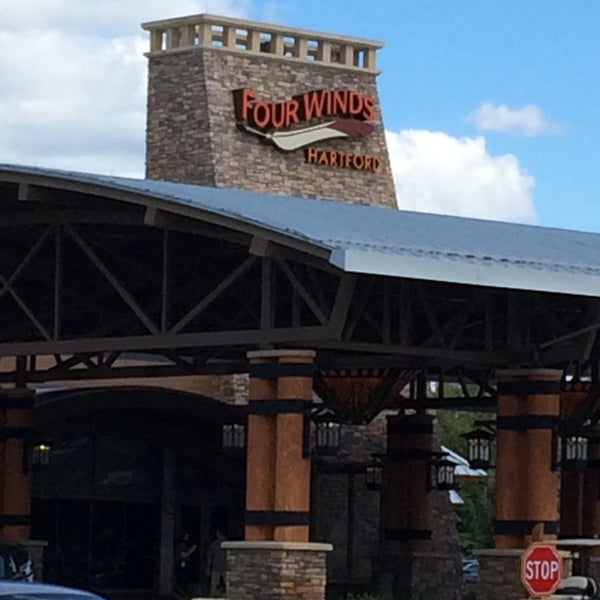 hotels near four winds casino hartford mi