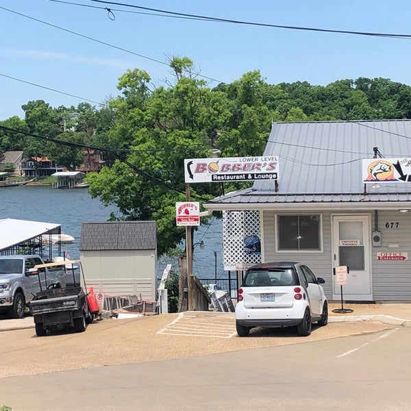 Blue Cat Lounge at Alhonna Resort Restaurant in Lake Ozark