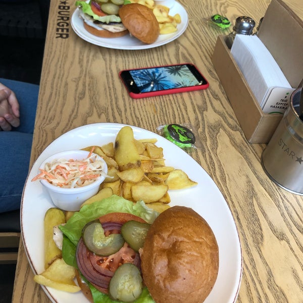 Photo taken at Star Burger by Diana S. on 1/26/2019