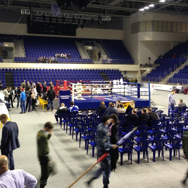 Спортивно концертный комплекс курск. СКК - спортивно-концертный комплекс , г. Курск, ул. Энгельса, 140б.