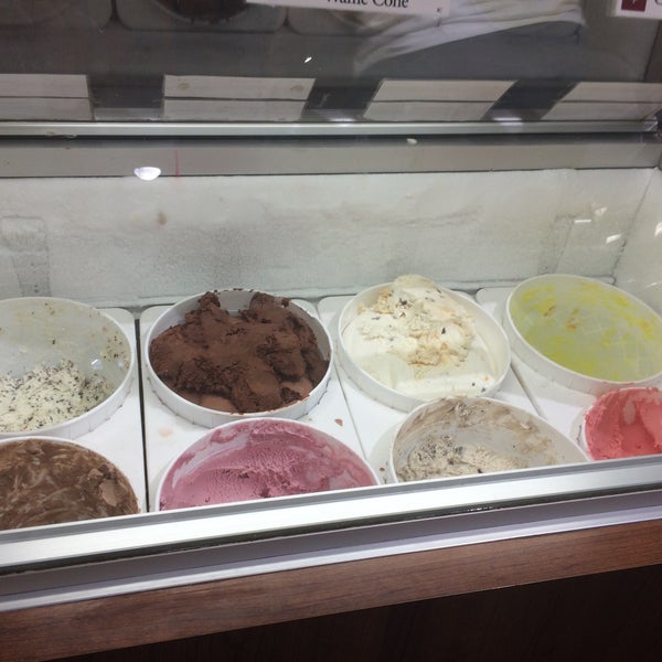 7/20/2015にKevin E.がKilwins Chocolates &amp; Ice Creamで撮った写真