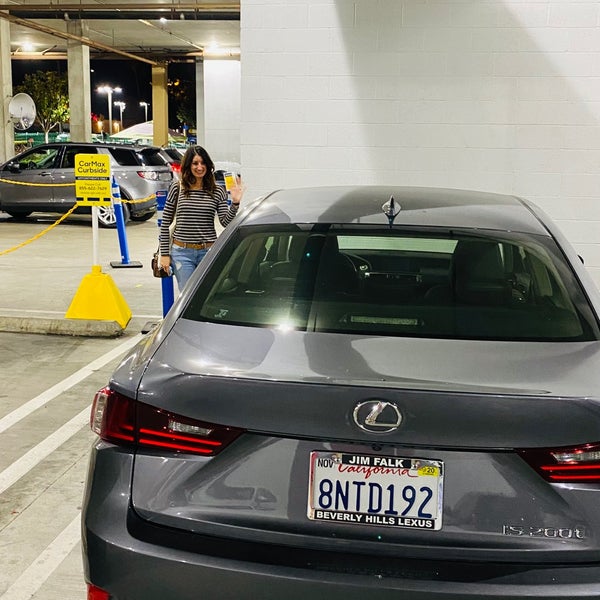 CarMax Northwest Torrance 18020 Hawthorne Blvd.