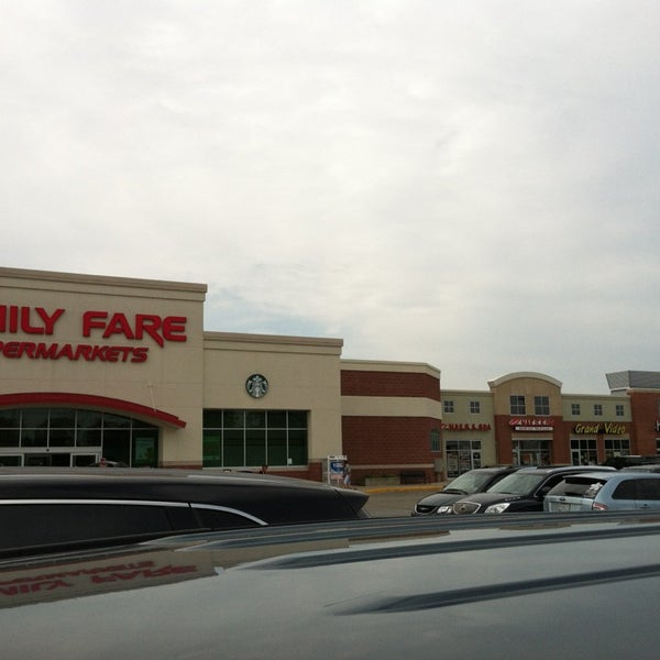 Photo taken at Family Fare Supermarket by Donald V. on 6/22/2013
