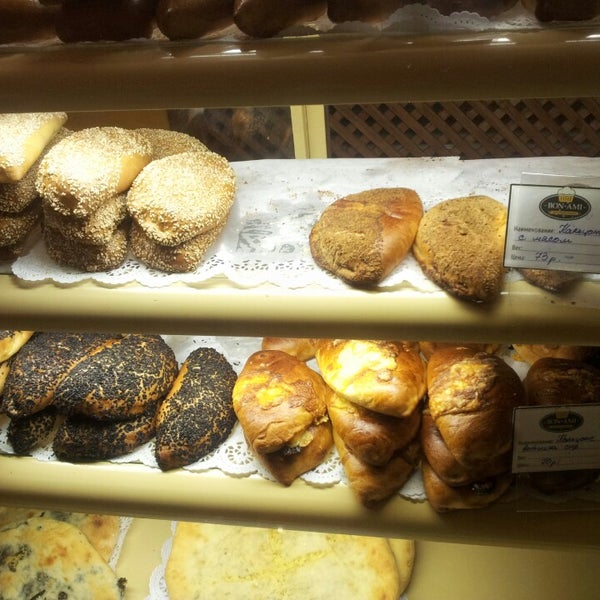 Снимок сделан в Французская пекарня &quot;Bon Ami&quot; пользователем Igor S. 4/13/2013